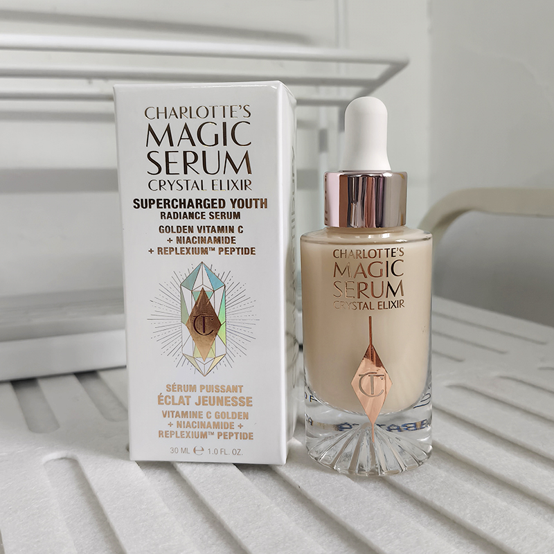 นิว ชาร์ลอตต์ ทิลบูรี เมจิก ได - Snail Mucin Essence บทวิจารณ์และราคา
